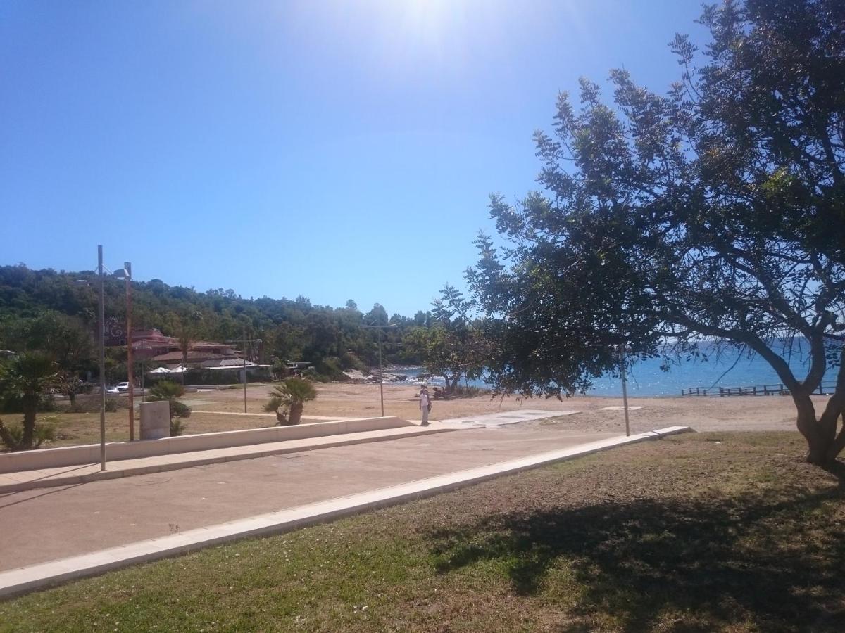 Un Po Di Relax A Pochi Passi Dal Mare! Apartamento Àrbatax Exterior foto