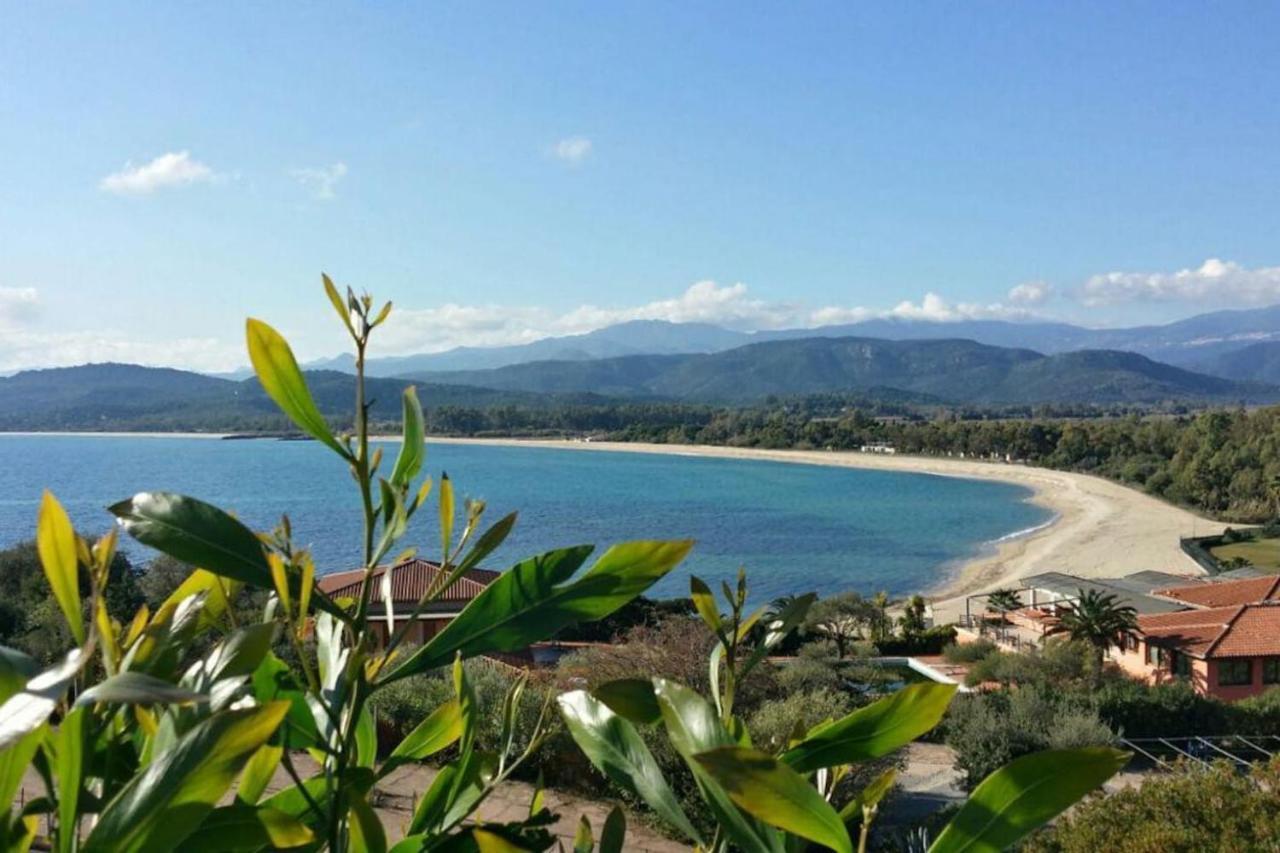 Un Po Di Relax A Pochi Passi Dal Mare! Apartamento Àrbatax Exterior foto