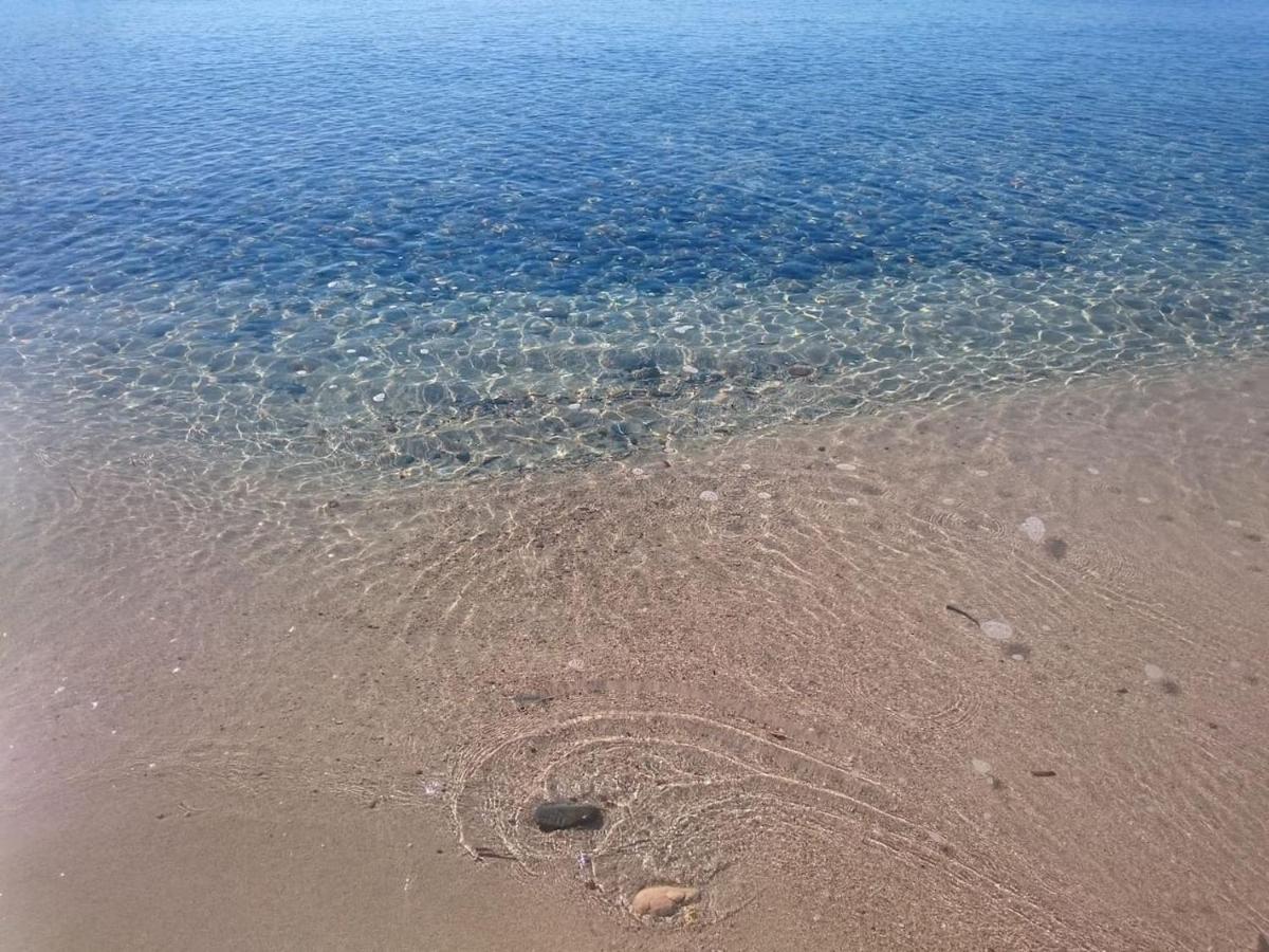 Un Po Di Relax A Pochi Passi Dal Mare! Apartamento Àrbatax Exterior foto